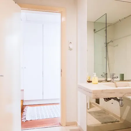 Cozy Lovely Studio's In * Лиссабон